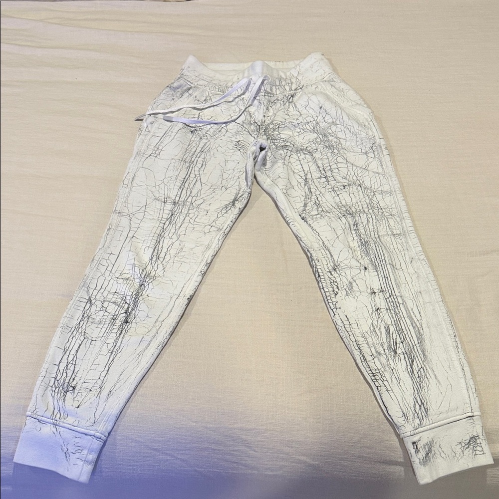 Lululemon White Joggers with Abstract Black Pattern